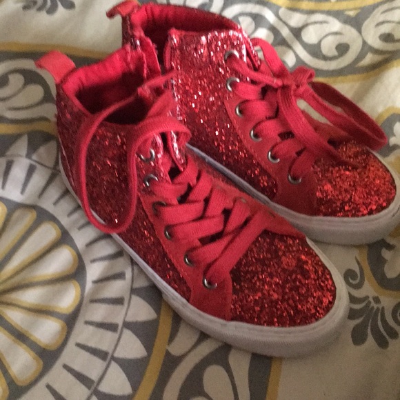 red glitter tennis shoes